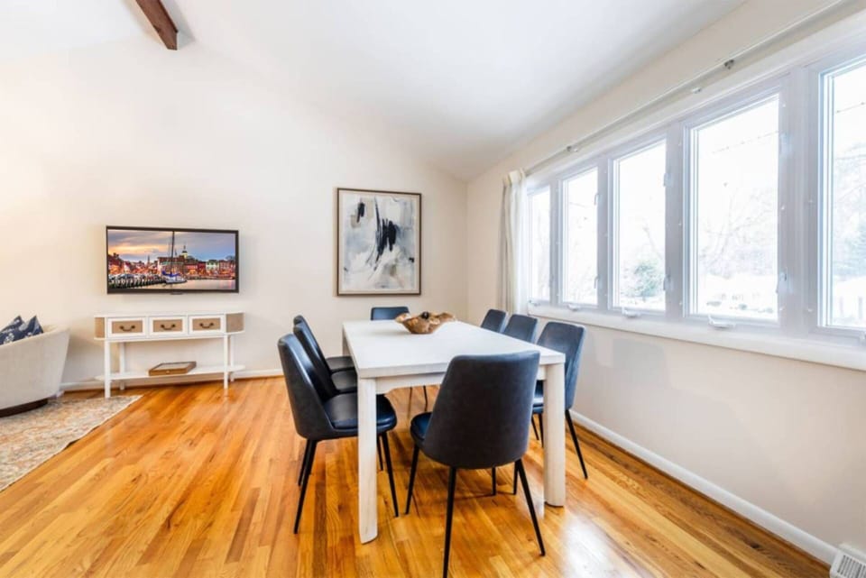Another view of the sunny dining room which overlooks the front yard.