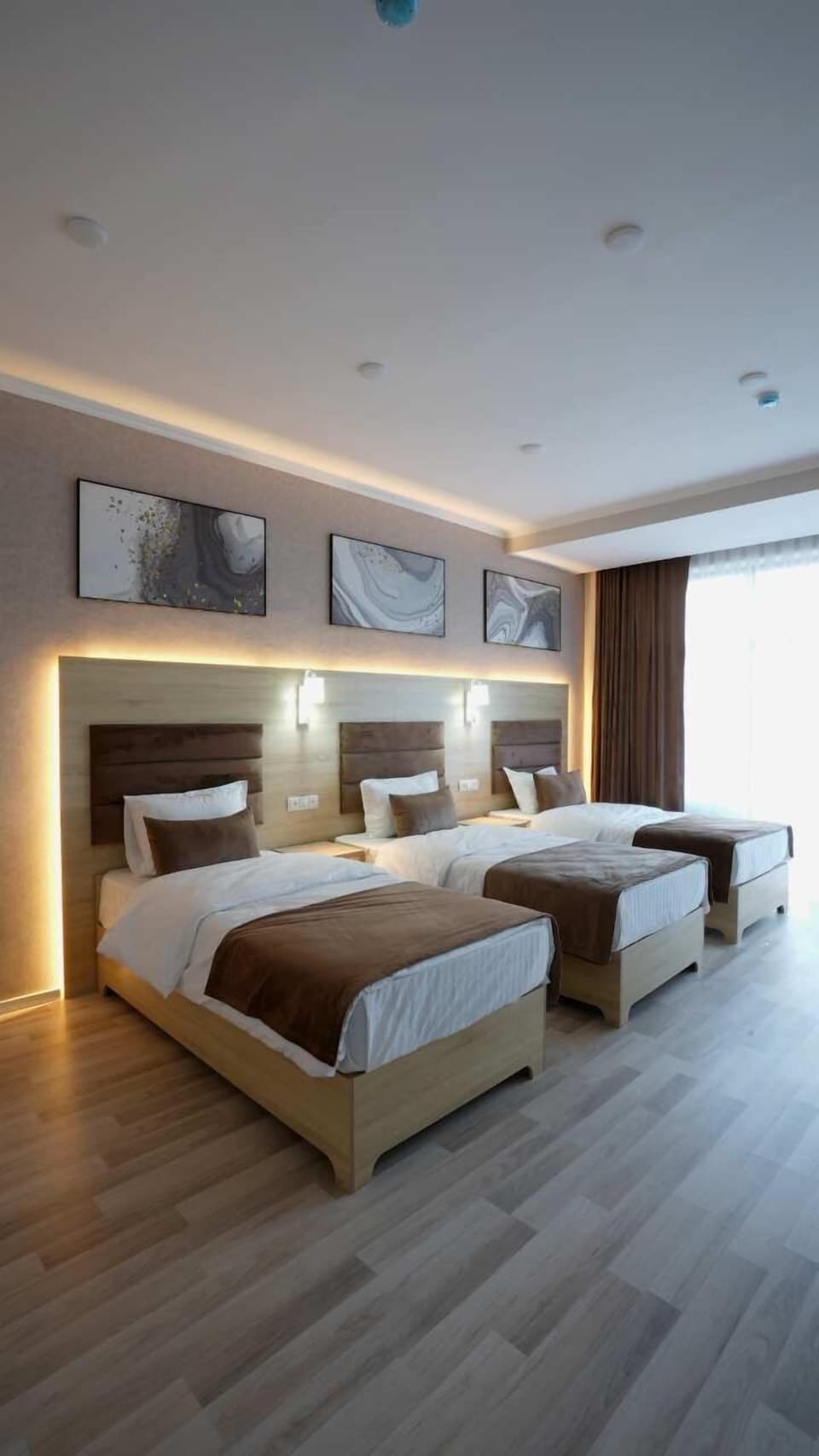 Standard Triple Room | Premium bedding, desk, laptop workspace, WiFi (free)