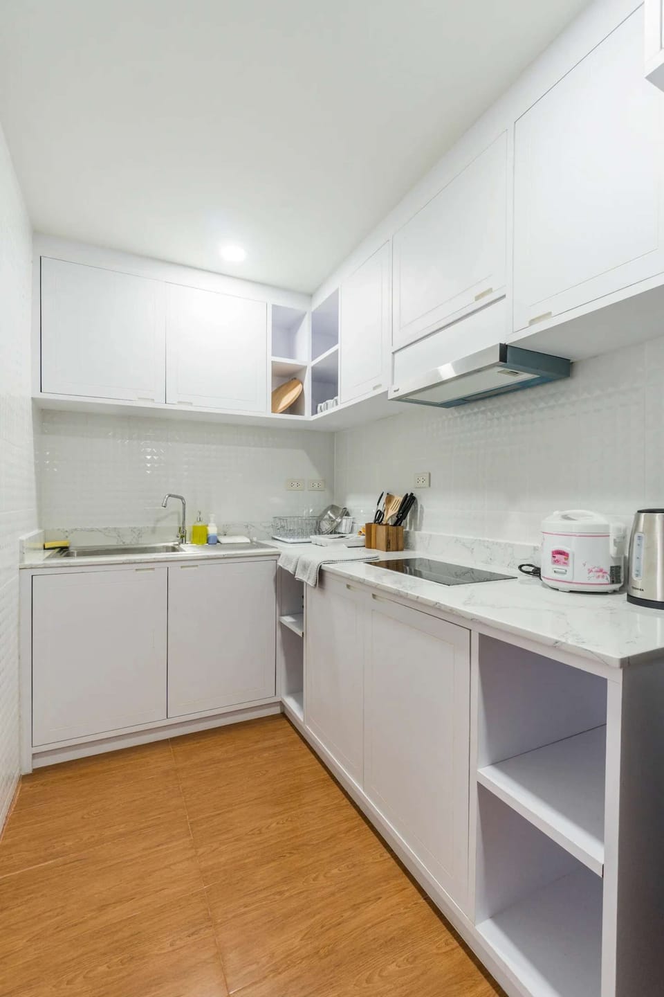 House 18 - Kitchen