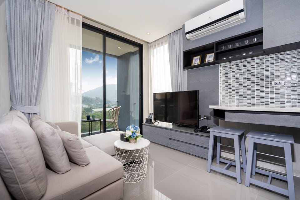 Premier Hill View Suite P708 at Citygate Apartment in Kamala