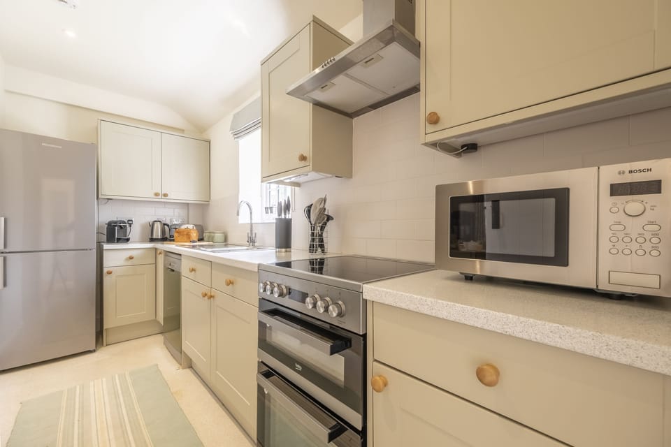 Stylish, well-equipped kitchen