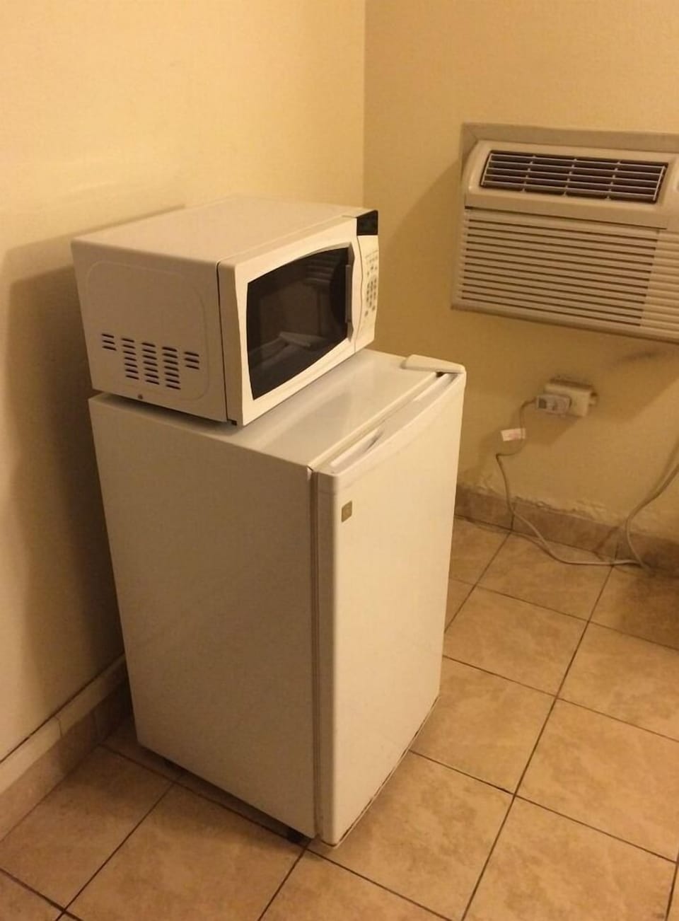 Mini-refrigerator
