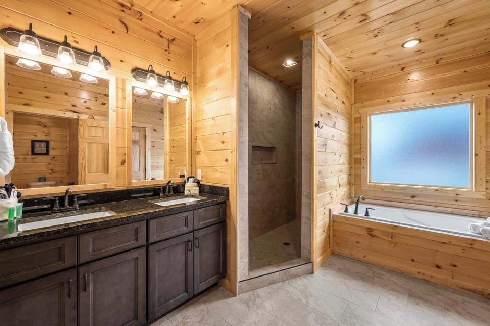 Master ensuite main level
