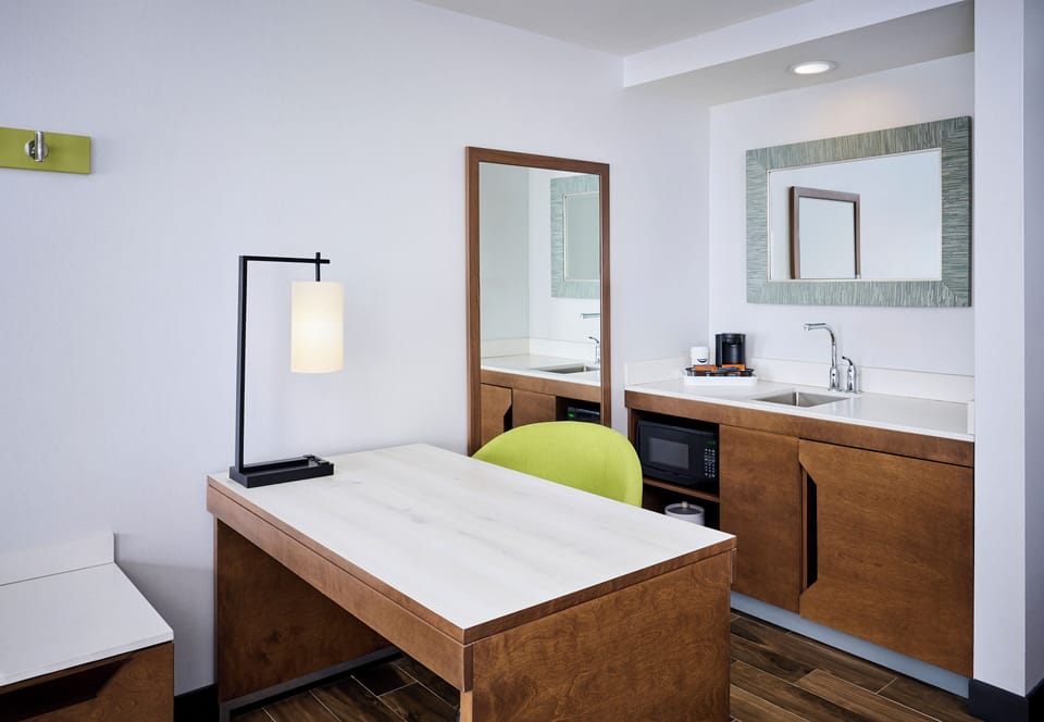 One king studio suite | Room amenity