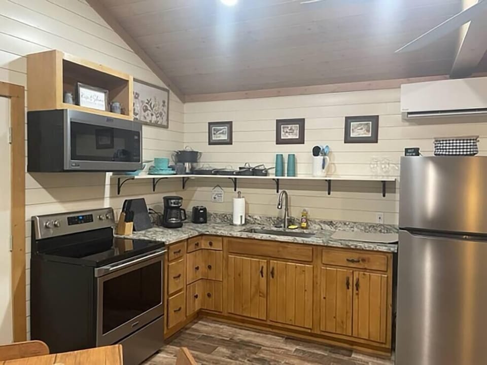 Stove, Air Fry Oven, Microwave, Toaster, Coffee Maker, Full Size Refrigerator with Ice Maker 