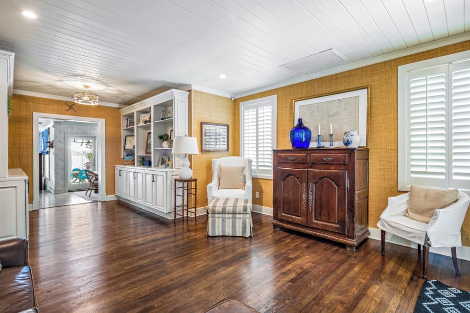 Beautiful hardwood floors as you enter your home.