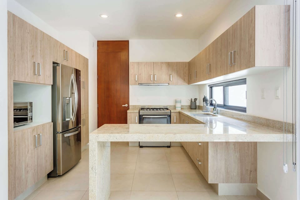 Ready for fresh meals and bright mornings.