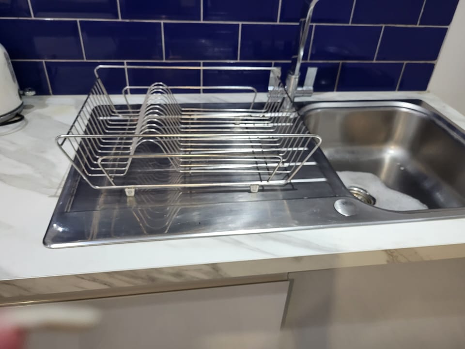 Apartment | Private kitchen | Electric kettle, toaster