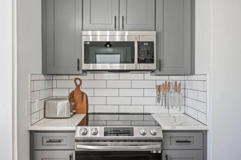 Experince cooking with this culinary partner that ignites flavors and culinary adventures.