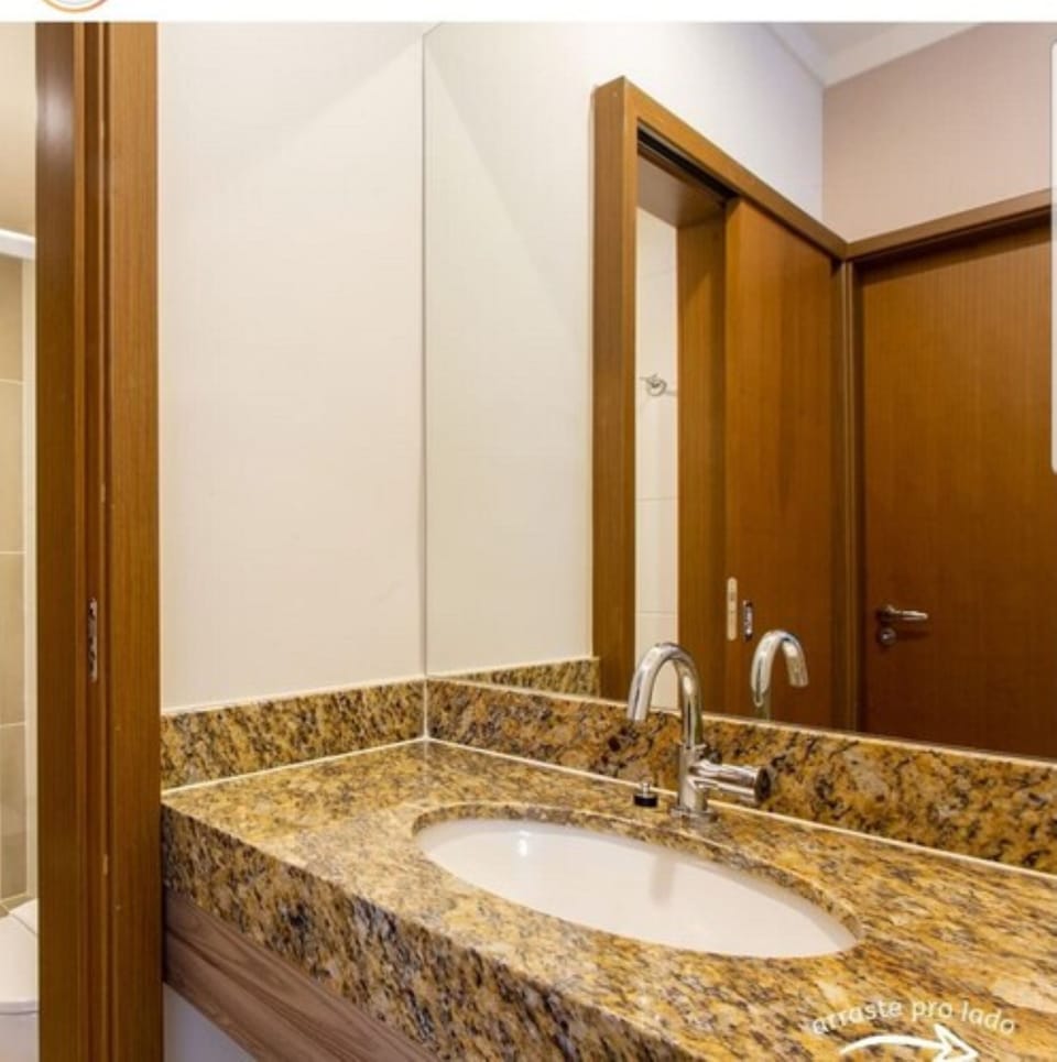 Shower, free toiletries, toilet paper