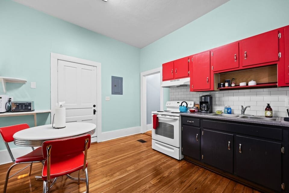 Fully equipped kitchen for home-cooked meals