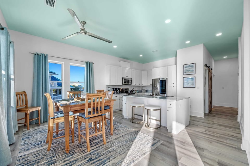Open concept dining and kitchen