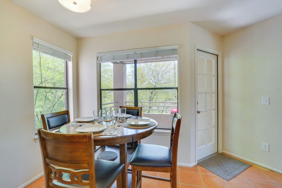 Dining Area | Free WiFi | Dishware Provided