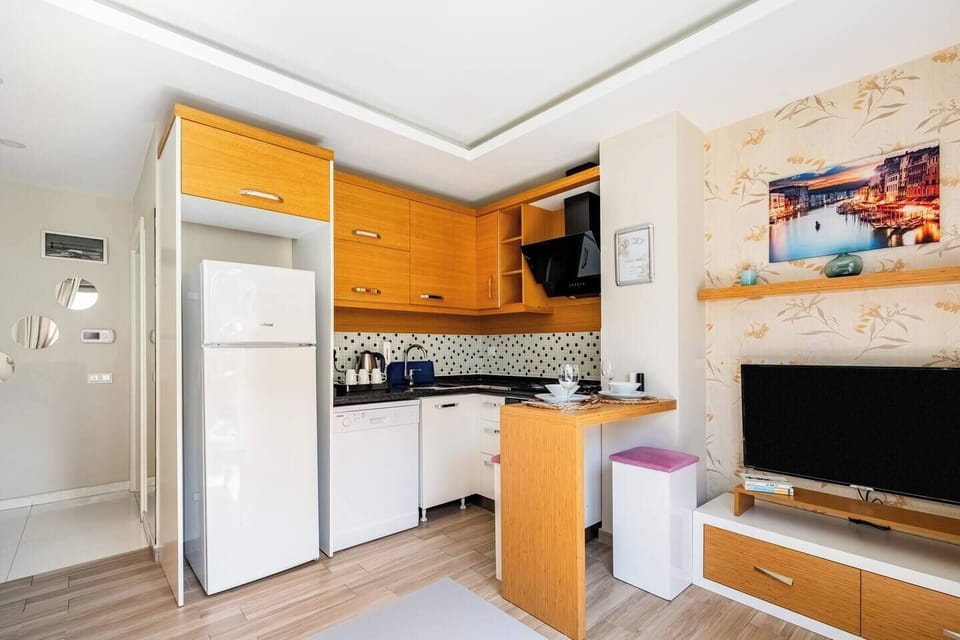 Standard Apartment, 1 Bedroom | Premium bedding, desk, laptop workspace, blackout drapes