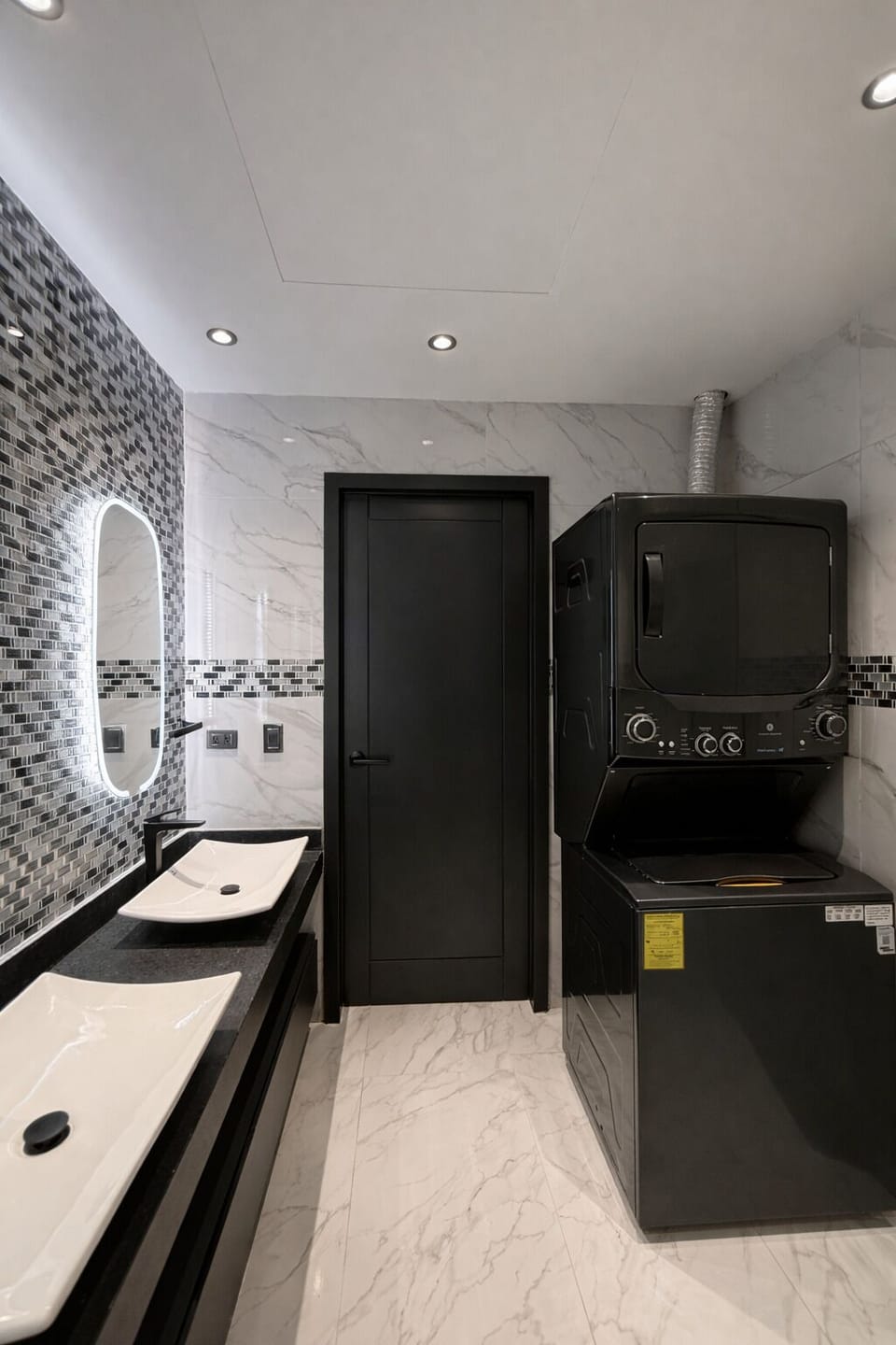 Royal Suite | In-room safe, individually furnished, iron/ironing board
