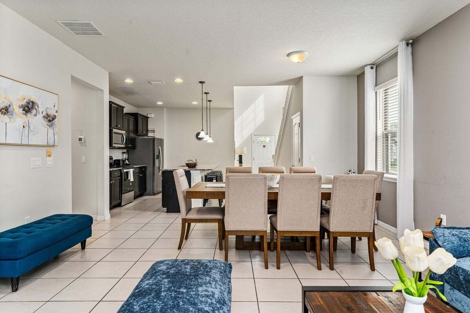The house features open-concept spaces, perfect for enjoying with family.