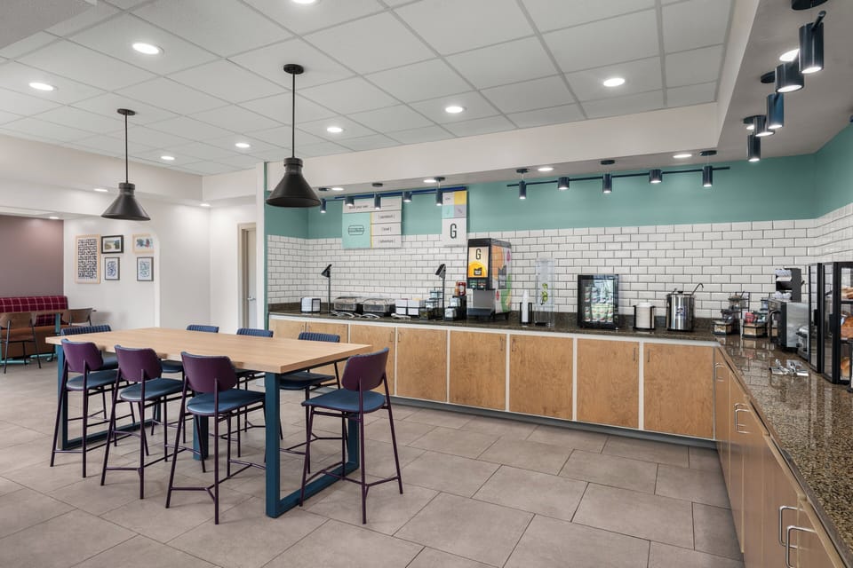 Free daily breakfast