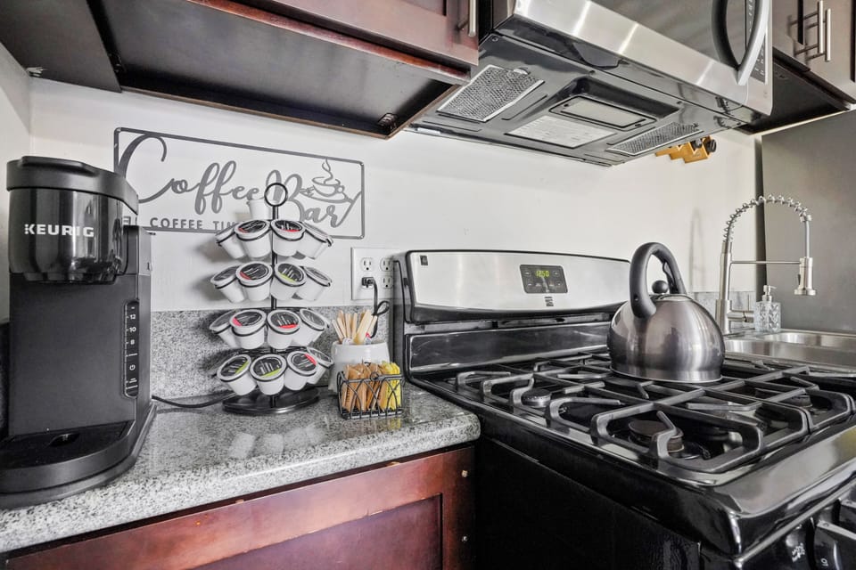 Coffee Keurig Machine with Pods and Sugar