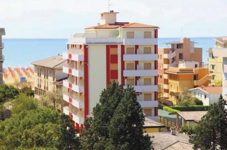 Apartment, 3 Bedrooms, Balcony, City View | Exterior