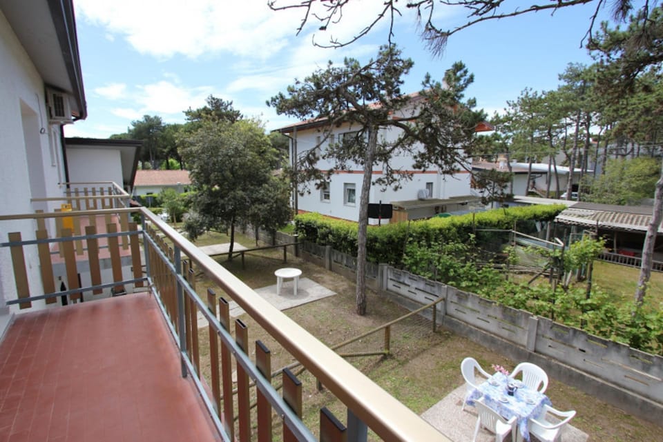 Apartment, 2 Bedrooms, Balcony, Garden View | Garden