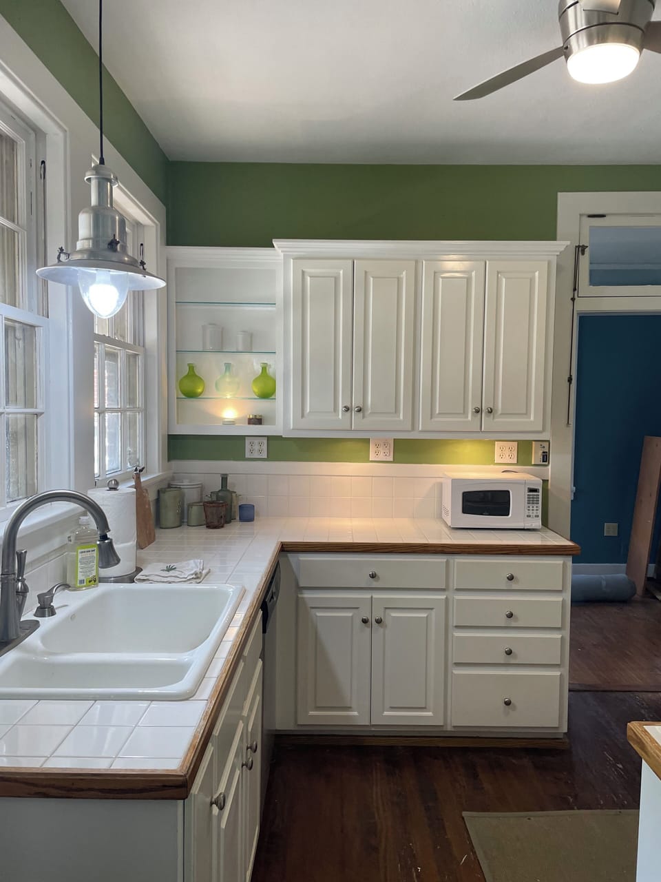 Fully stocked kitchen