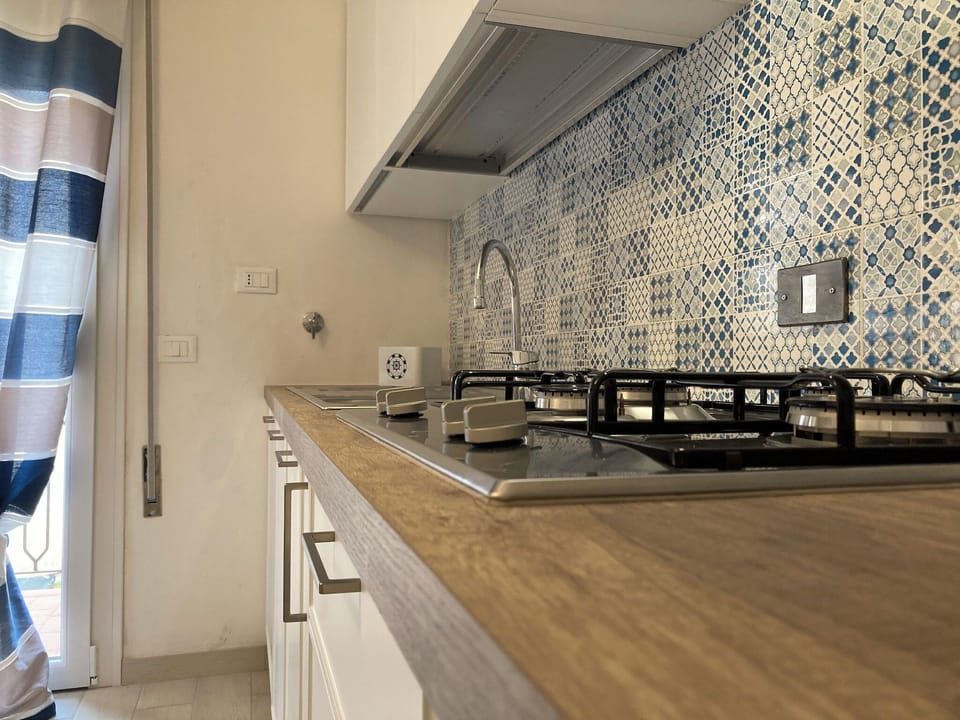 Apartment, 3 Bedrooms, Balcony, Garden View | Interior