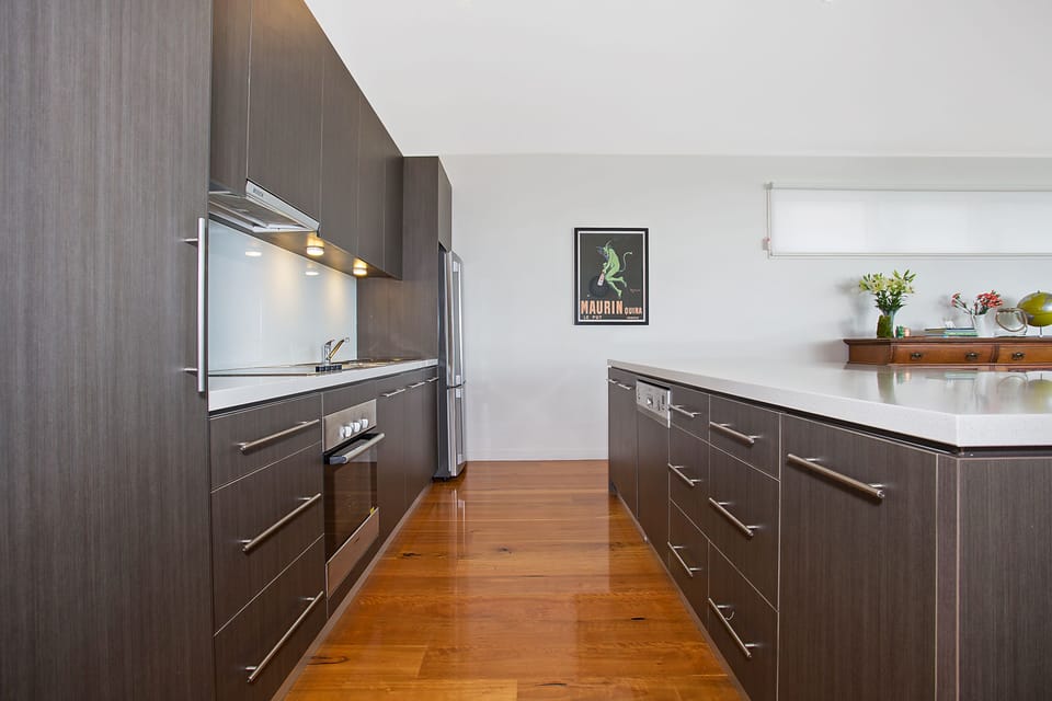 Beach House | Private kitchen | Fridge, microwave, stovetop, dishwasher