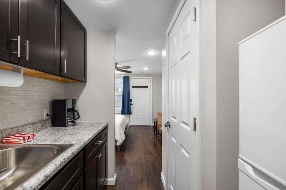 Kitchenette with essentials
