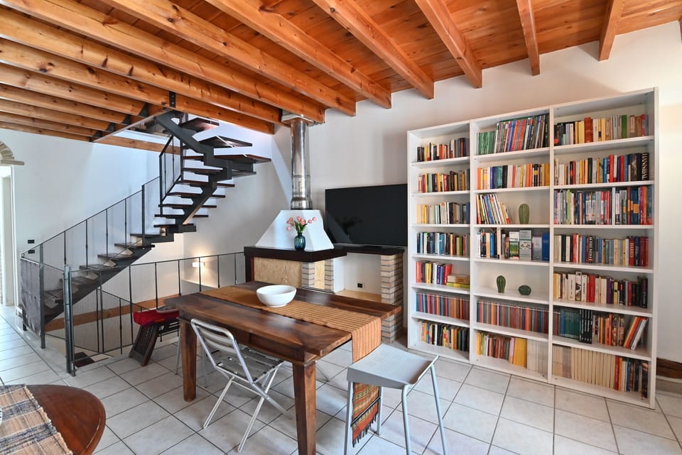 IzzHome Full Center Terrace Apartment in Cagliari