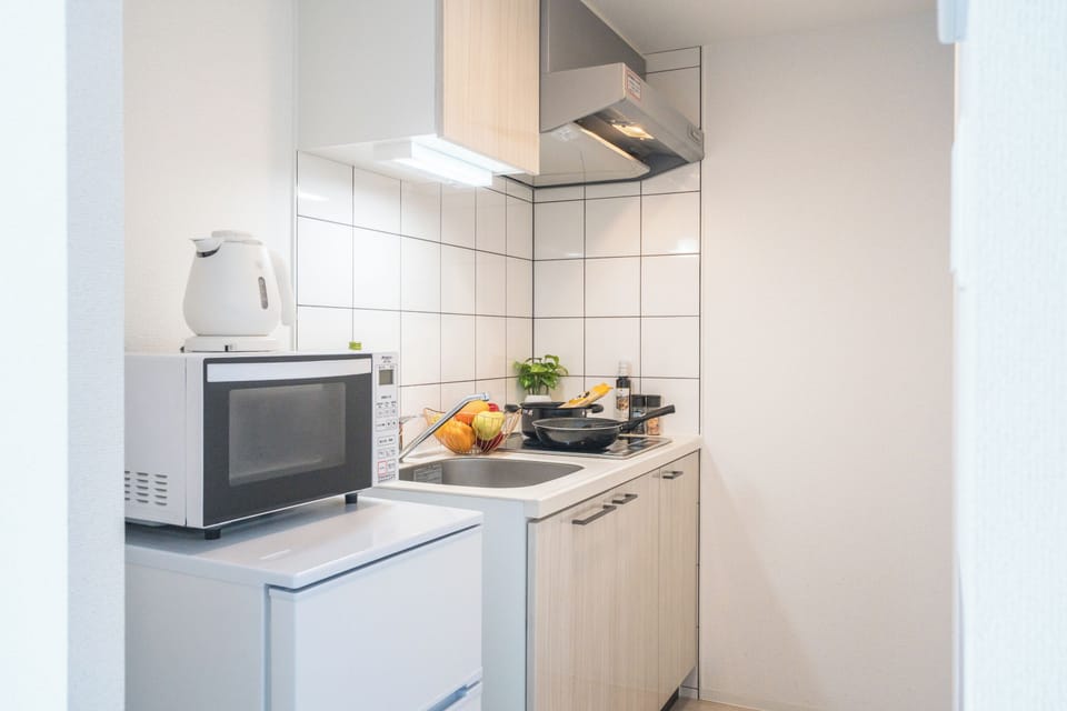 Mini-refrigerator