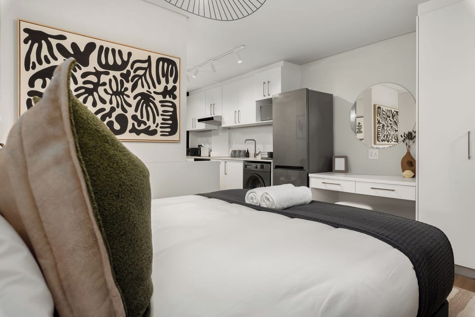 Apartment | 1 bedroom, laptop workspace, iron/ironing board, free WiFi