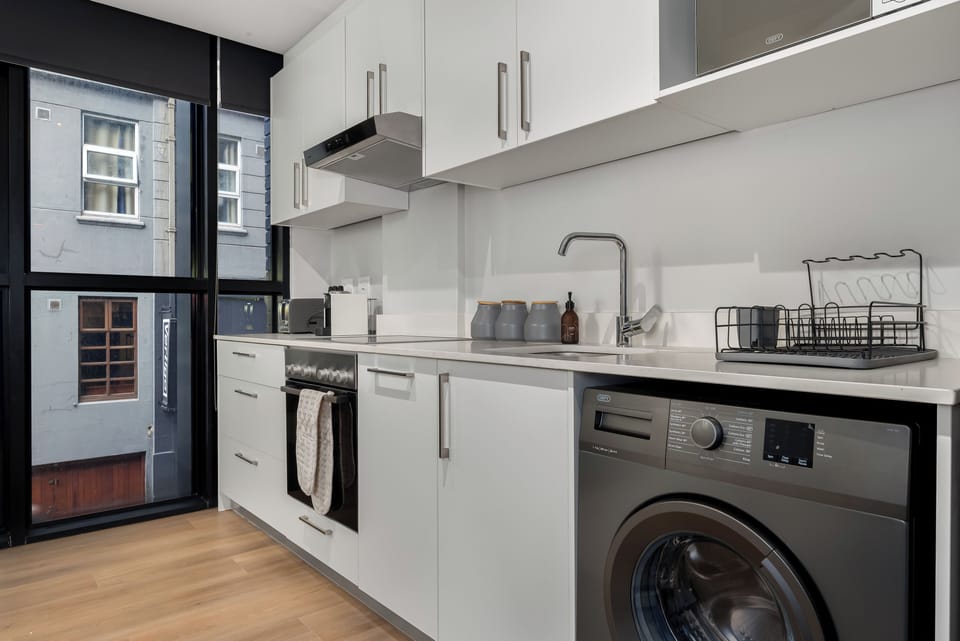 Apartment | Private kitchen | Fridge, microwave, oven, stovetop