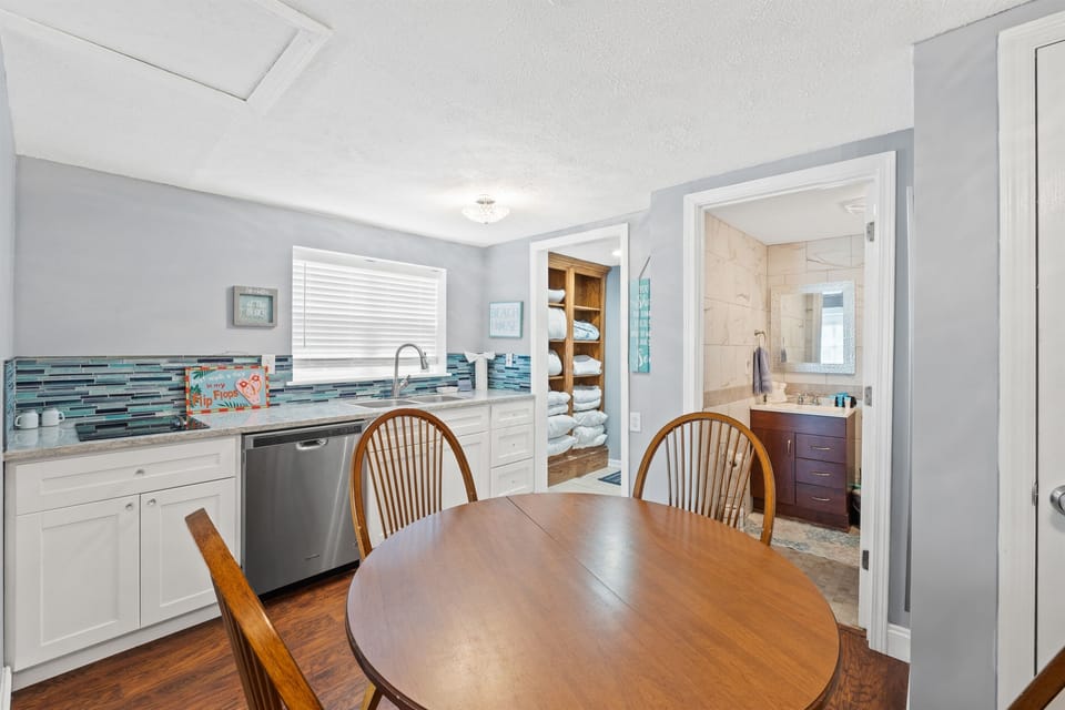 Mother in law suite- kitchenette