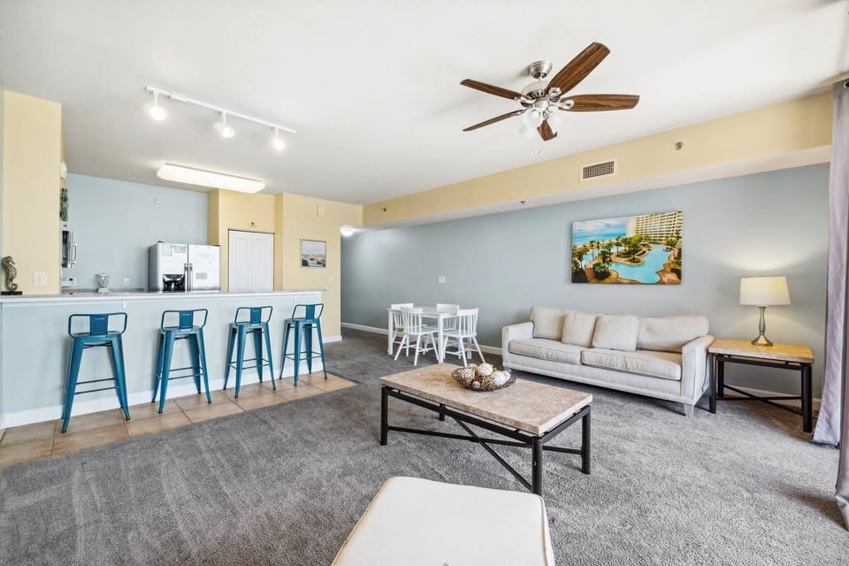 20-web-or-mls-9900-s-thomas-dr-2219