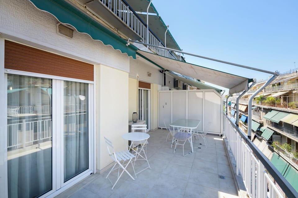 City Apartment | Balcony