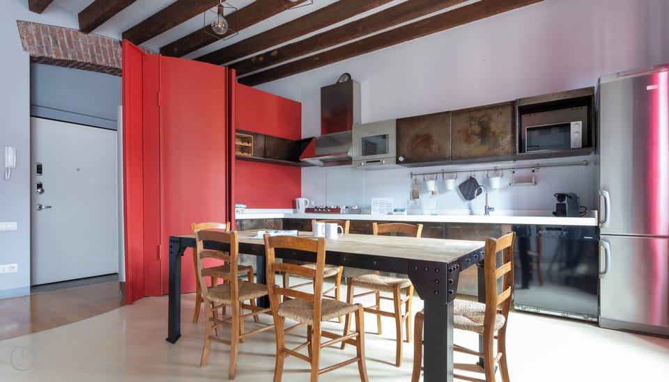 Apartment (1 Bedroom) | Dining