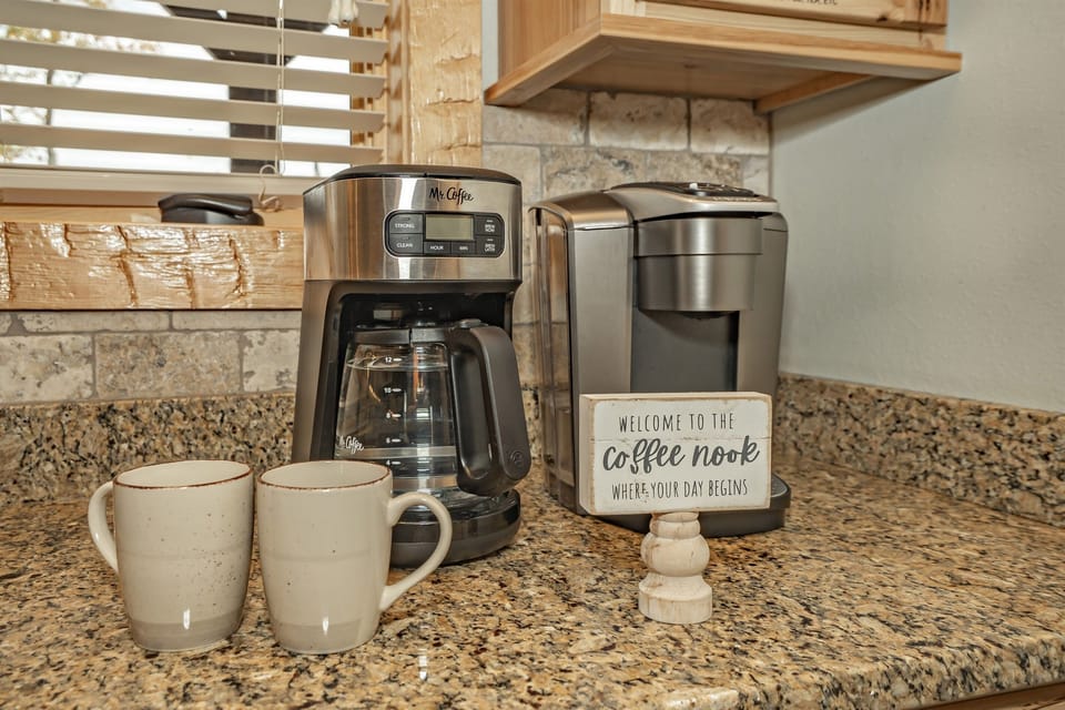 Coffee Nook - Drip Machine and Keurig