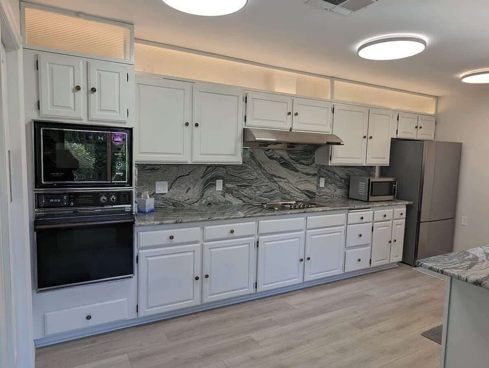 The kitchen is new, clean and functional & cooking essential are provided.