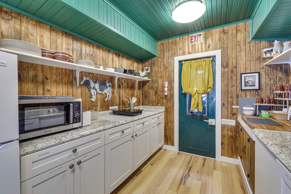 Kitchenette