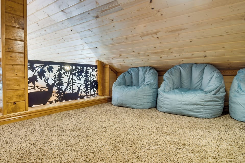 Kids Loft | Beanbag Chairs | Books