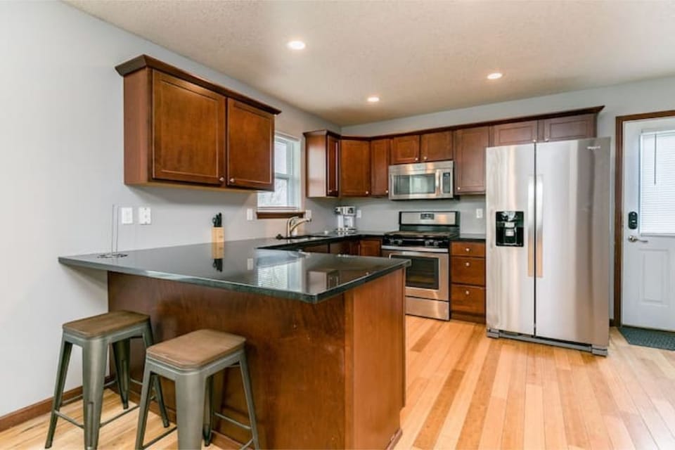 Kitchen and Peninsula Area