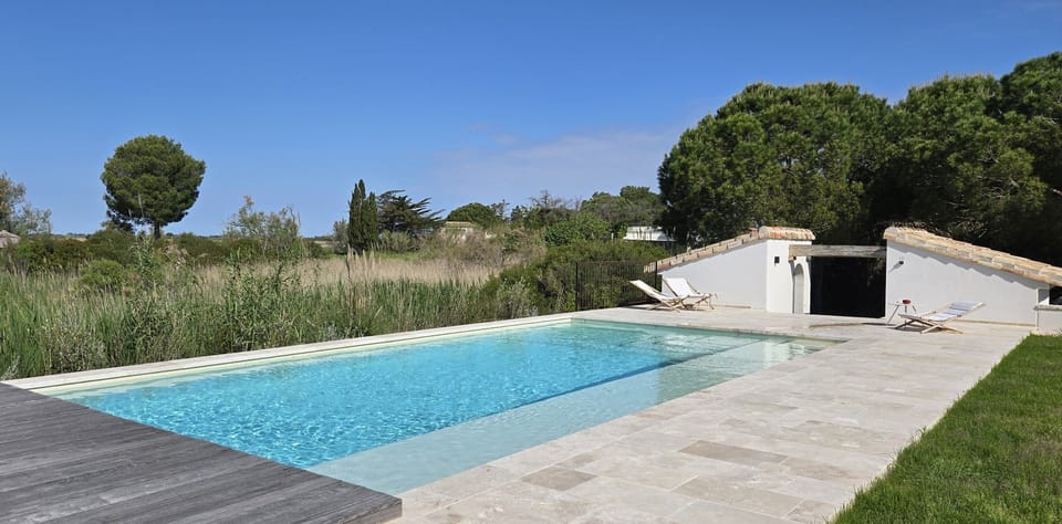 Seasonal outdoor pool