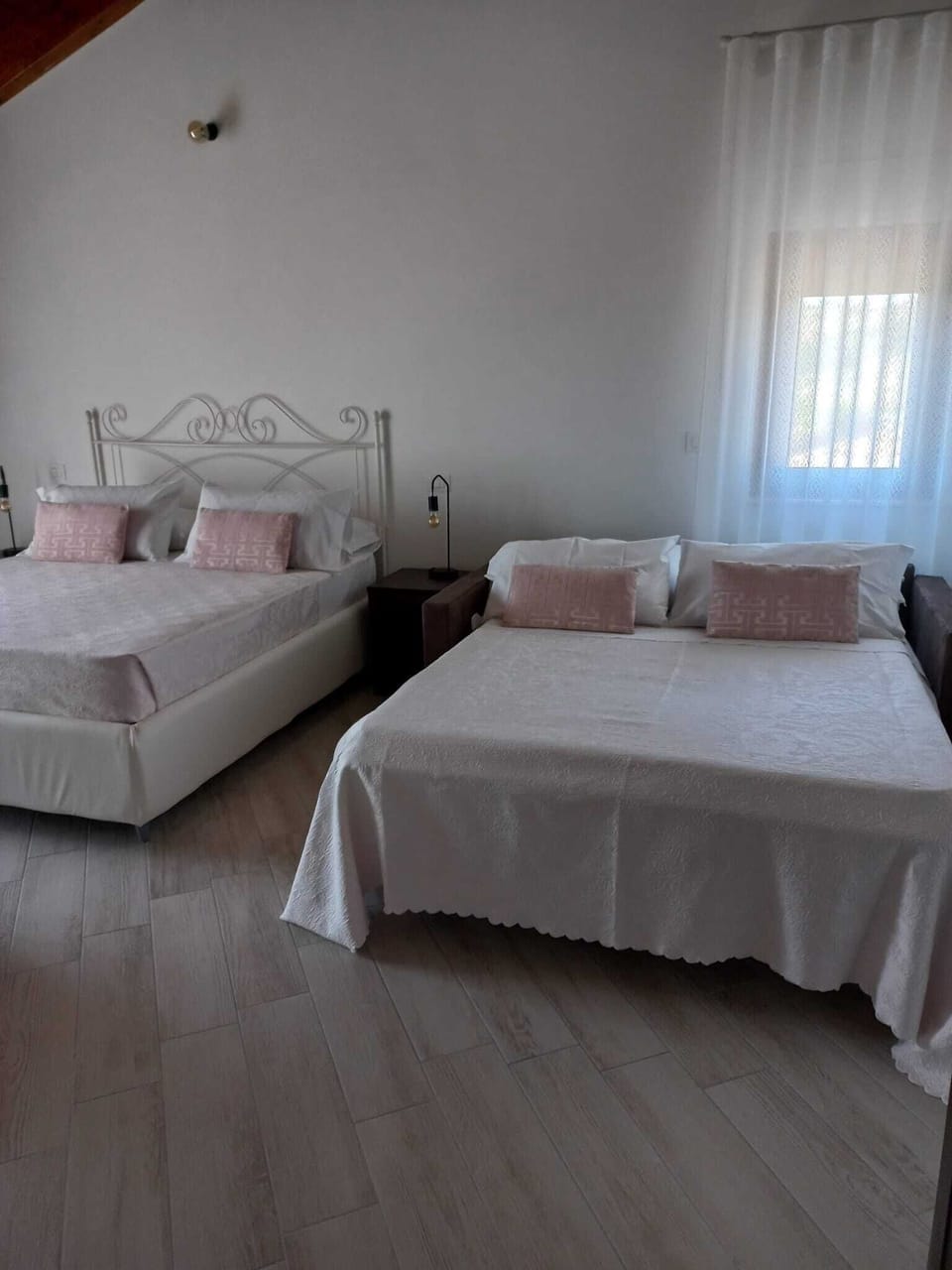 Family Quadruple Room, 1 Double Bed with Sofa bed | Desk, laptop workspace, iron/ironing board, free WiFi