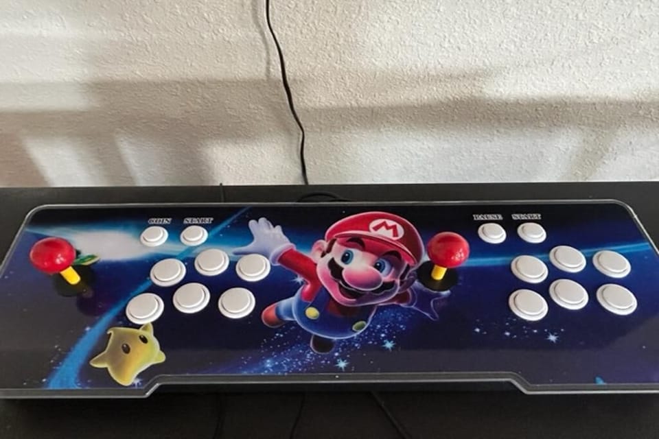 Console with over 1,000 games