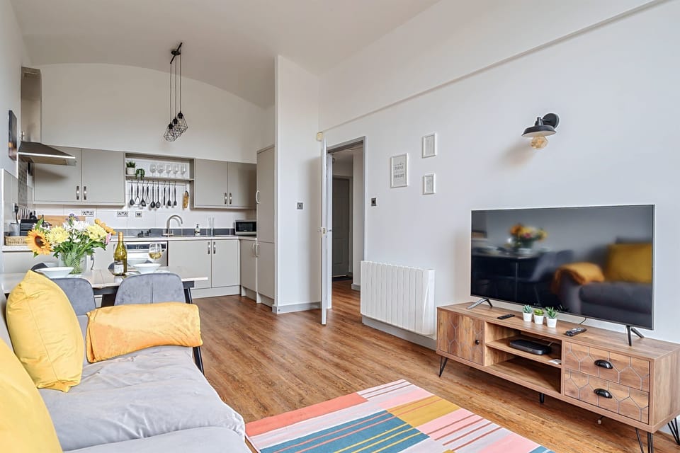 Open plan living/dining/kitchen