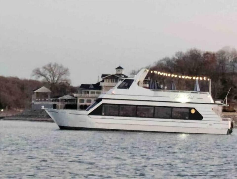 Texoma Lake Cruise