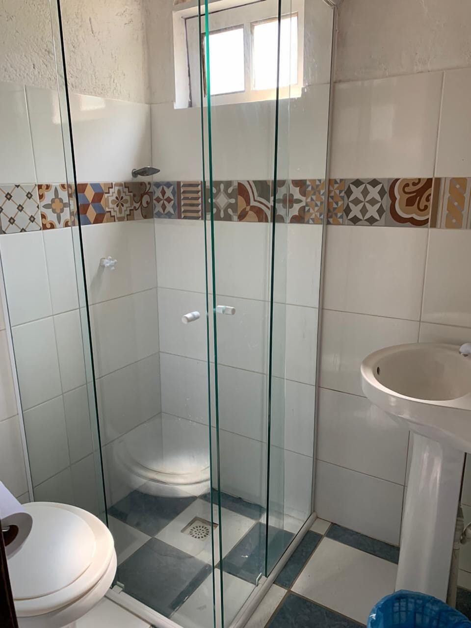 Classic Suite | Bathroom | Shower, towels