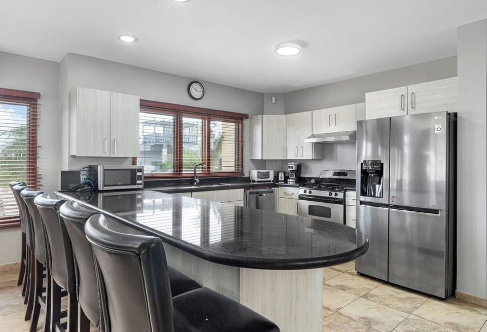 Amazing 4BR4BA Villa w/ Pool & BirdSanctuary Views (13522)