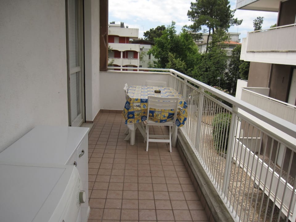Apartment, 1 Bedroom, Balcony, Garden View | Balcony
