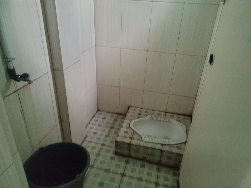 Double Room | Bathroom | Shower, towels